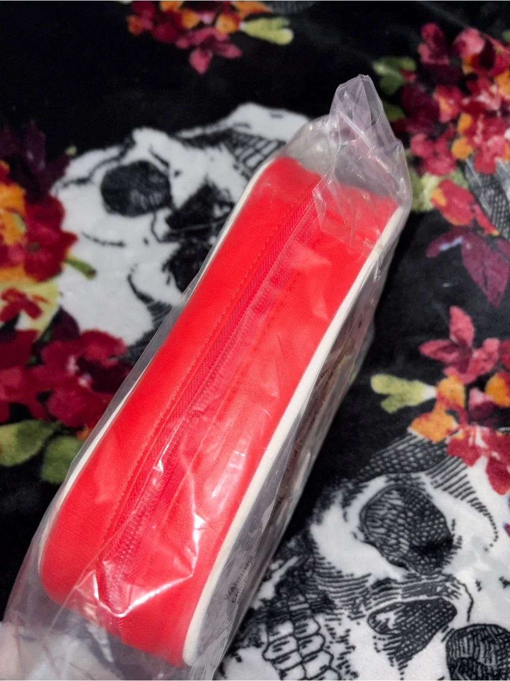 Exclusive Lightning McQueen Makeup Bag Set